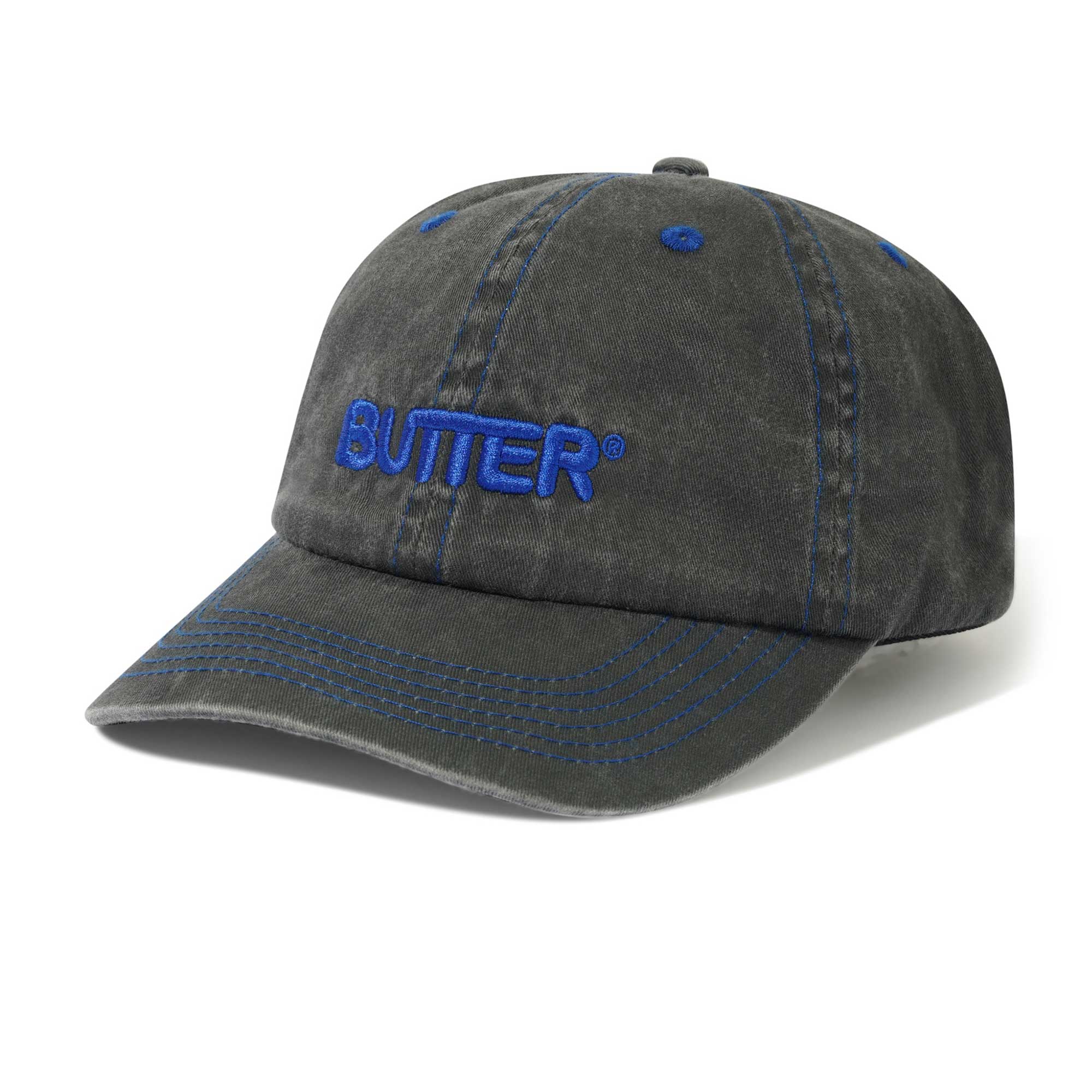 https://cdn02.plentymarkets.com/1t4q64x4rcv9/item/images/5827/full/Butter-Rounded-Logo-6-Panel-Cap-Washed-Black-2.jpg