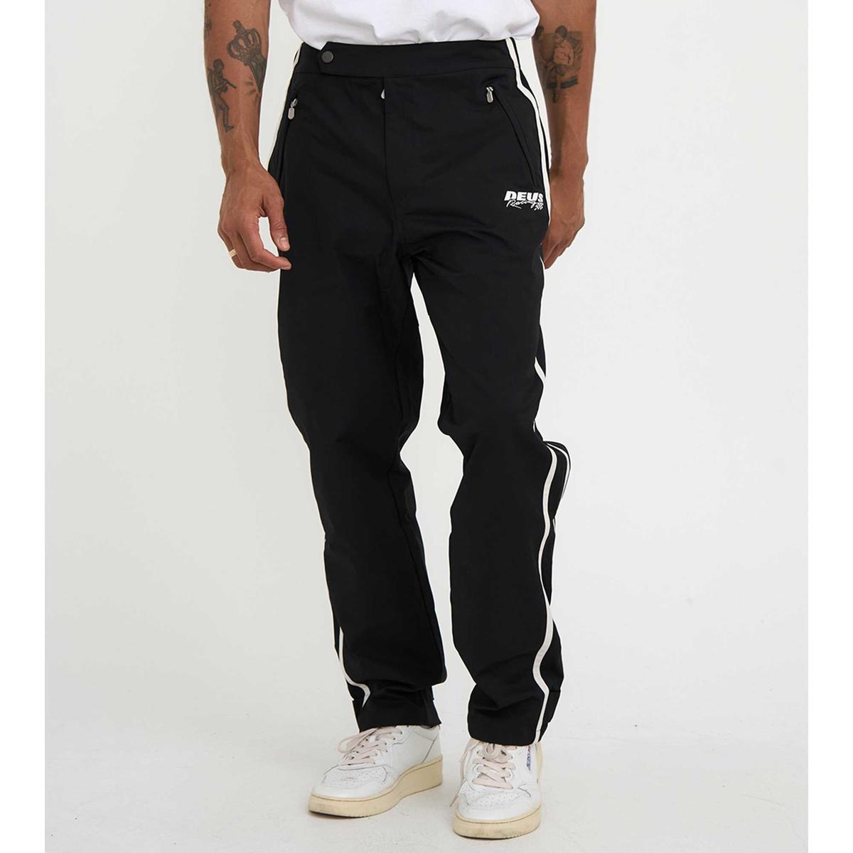 https://cdn02.plentymarkets.com/1t4q64x4rcv9/item/images/4598/full/DMF234018-Speedway-Pant-Black-3--1-.jpg