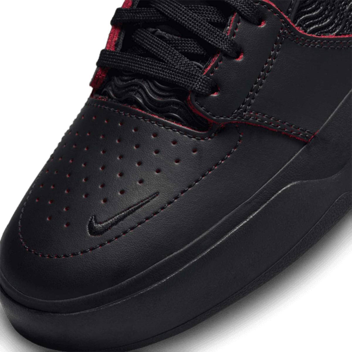 Ishod Wair Premium Black